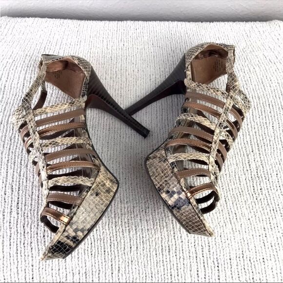 Marc Fisher Bobbie Snake Print Caged Sandals. Size 7. - Picture 4 of 10